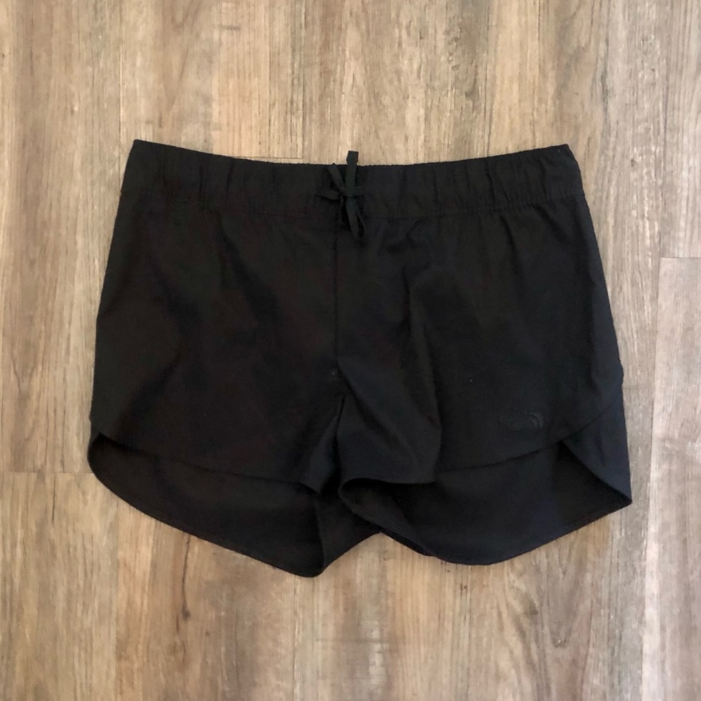 NWT The North Face Black Shorts